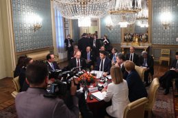 В Милане завершилась многосторонняя встреча при участии Порошенко и Путина