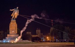 Харьковчане законно снесли Ленина