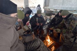 Почему украинским солдатам холодно в горячих точках