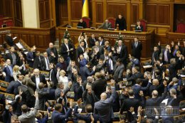 Депутаты, которые поддержали скандальные законы, снова будут в Раде
