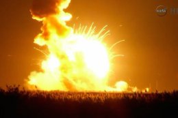 В США ракета NASA взорвалась во время старта (ВИДЕО)