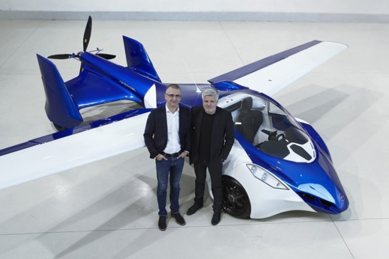 Летающий автомобиль AeroMobil выбирает свой окончательный дизайн (ВИДЕО)
