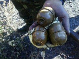 Вблизи Дебальцево боевики заминировали цистерны с горюче-смазочными материалами (ФОТО)