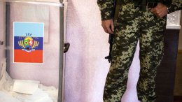 Народные выборы в "ДНР" проходили под дулами автоматов (ВИДЕО)
