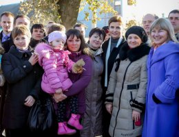 Марина Порошенко посетила будущий военный госпиталь на Запорожье (ФОТО)