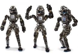 Робот Atlas стал еще больше похож на человека (ВИДЕО)