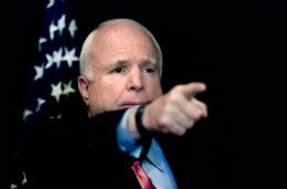 Маккейн обвинил Обаму в гибели тысяч украинцев на Донбассе