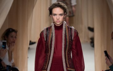 Fashion-вышиванки и жупаны в новой коллекции Valentino (ФОТО)