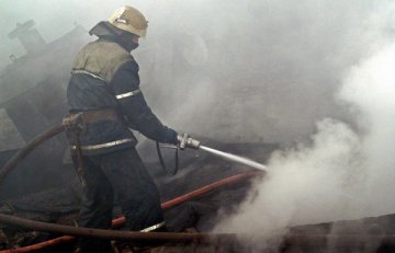В Киеве горело общежитие: эвакуировано 30 человек