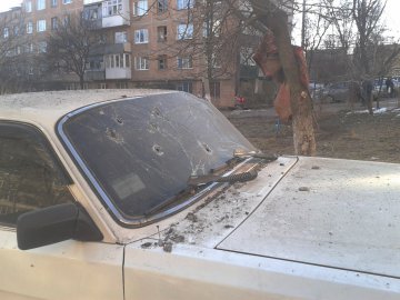 В Донецке и Горловке раздаются залпы, под Мариуполем идут бои (ВИДЕО)