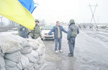Как изменится жизнь украинцев и предприятий в случае военного положения