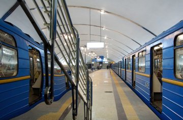 В Киеве мужчина пытался покончить с собой в метро