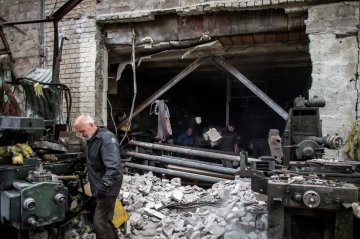 В Донецке продолжаются обстрелы