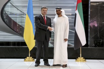 Вооружение, контракты и финансы: о чем договорились Украина и ОАЭ