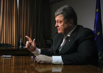 Порошенко считает, что без миротворцев на Донбассе не обойтись