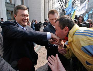 Николай Голомша "все уголовные иски по делу Януковича у нас отобрали силой"