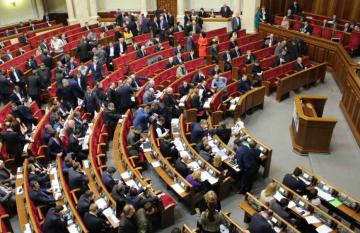 Соратники Януковича в ВР обвиняют большинство во всех смертных грехах