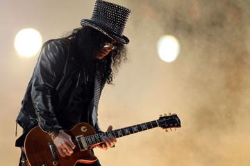 Гитарист Guns N’ Roses готовит концертный DVD
