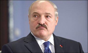 Лукашенко ввел "налог на тунеядство"