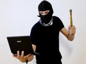 Хакеры ИГ атаковали французское телевидение