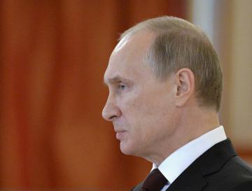 Путин призвал Киев возобновить работу банковской системы на Донбассе 