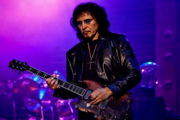 Гитарист культовой группы Black Sabbath ищет таланты
