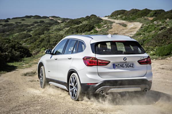 Компания BMW представила переднеприводной Х1 (ФОТО)