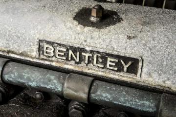 Британец обнаружил у себя в сарае винтажный автомобиль Bentley (ФОТО)