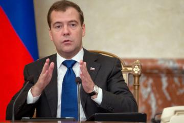Медведев сообщил, что период вхождения Крыма в состав РФ завершен