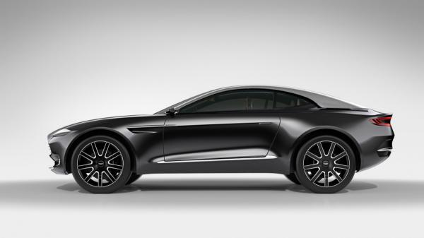 В Сети появились снимки первого кроссовера от Aston Martin (ФОТО)