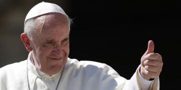 Папа Римский призвал Запад сократить потребление топлива ради стран "третьего мира"