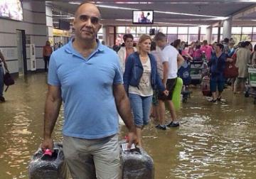 Международный аэропорт в Сочи закрыт из-за наводнения (ВИДЕО)