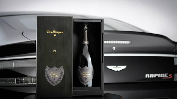 В Aston Martin можно перевозить шампанское (ФОТО)