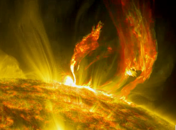 НАСА показало «плевок Сатаны» на Солнце (ВИДЕО)