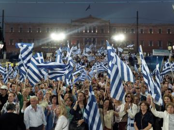 Подпись Главы Минфина Греции стала причиной скандала (ФОТО)
