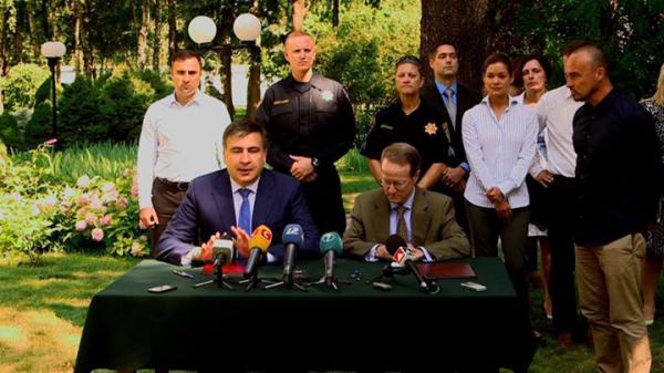 Американцы помогут Саакашвили с реформами (ФОТО)