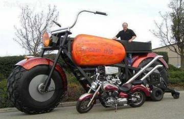 Самый большой мотоцикл в мире (ВИДЕО)