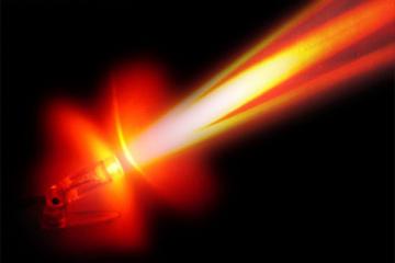 Японские физики создали самый мощный лазер в мире
