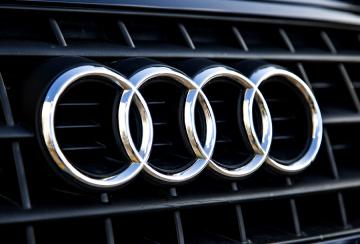 Немецкая компания Audi показала общественности новую технологию (ВИДЕО)