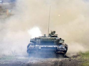 Боевики ДНР вызвали украинских военных на танковый биатлон