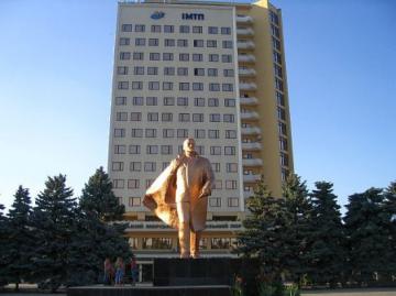 В Одесской области убрали очередной памятник “вождю мирового пролетариата” (ФОТО)