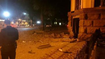 В Одессе ночную тишину прервал взрыв около здания СБУ (ФОТО)