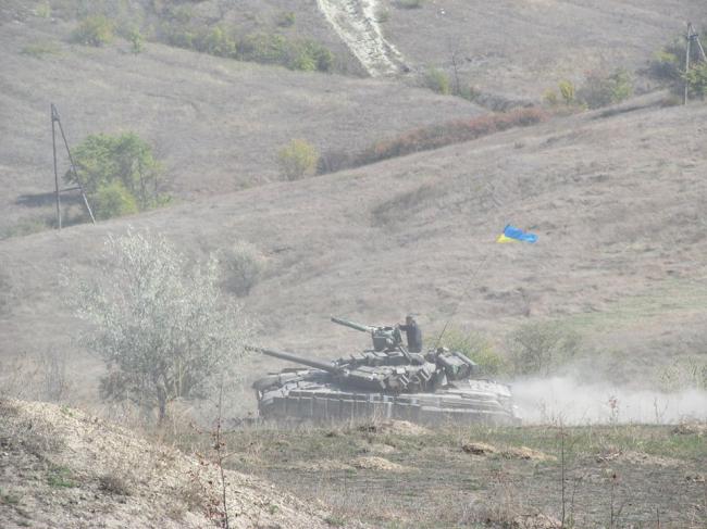 Боевики «ЛНР» и силы АТО начали отвод вооружения (ФОТО)