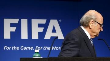 Президент ФИФА отстранен от своей должности