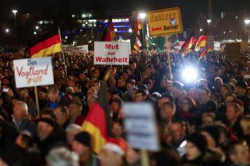 В Германии прошел марш против мигрантов (ВИДЕО)
