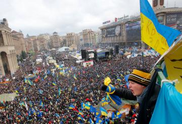 Больше половины украинцев готовы к масштабным протестам, - соцопрос