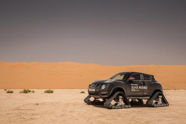 Гусеничный Nissan Juke покоряет пустыню (ФОТО)
