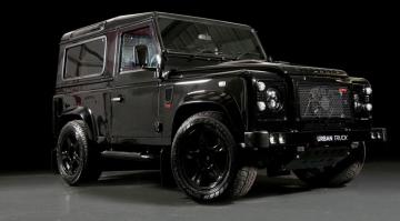 Британская компания Land Rover показала сцену погони из нового фильма о Джеймсе Бонде (ВИДЕО)