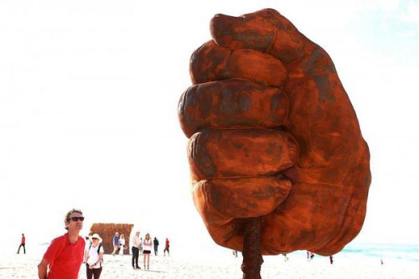 В Австралии открылся популярный фестиваль скульптур (ФОТО)