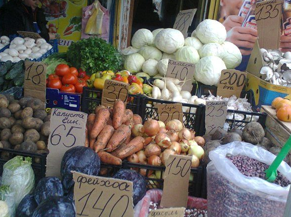 Цены на продукты в оккупированном Донецке бьют новые антирекорды (ФОТО)